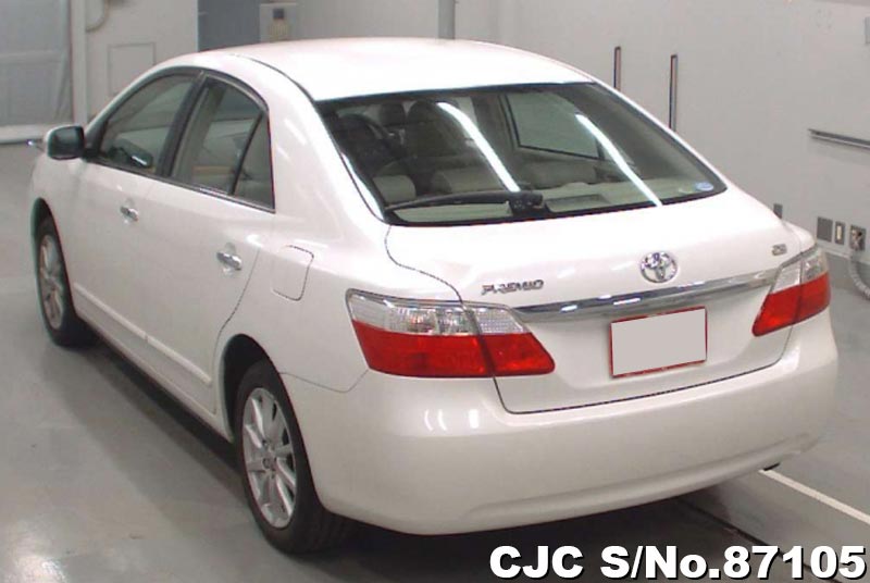 Toyota premio 2009